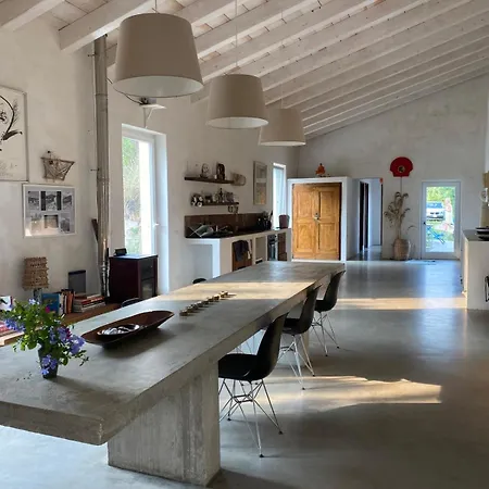 Aguglia Persa - Double Homestay szállás