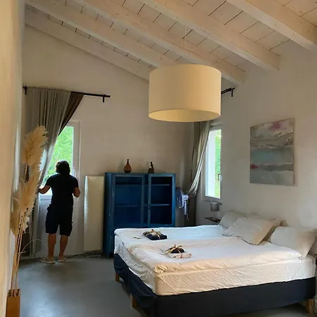 Aguglia Persa - Double Homestay szállás *