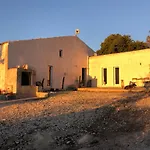 Aguglia Persa - Double Pansiyon Noto